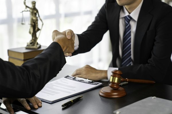 Avocat procédure prud'hommes versailles : conseils pour gagner votre affaire